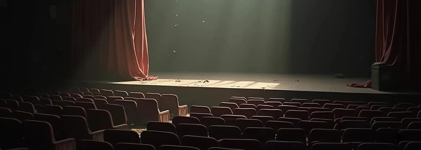 Постер Люкс для иностранцев. Спектакль